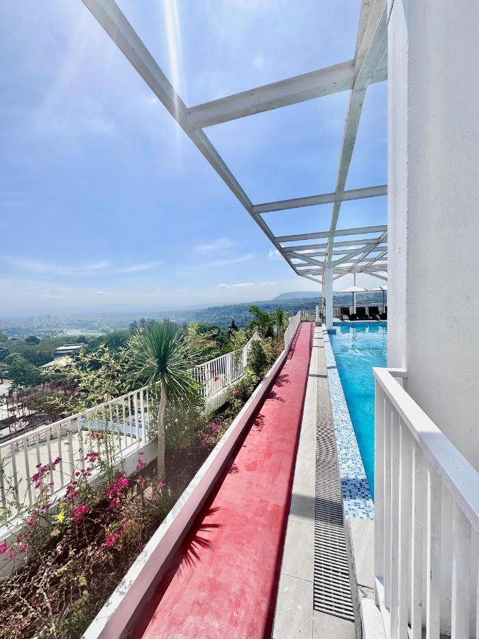 Aesthetic One Bedroom Beside Sm W Pool, Wifi And Netflix カガヤン・デ・オロ エクステリア 写真