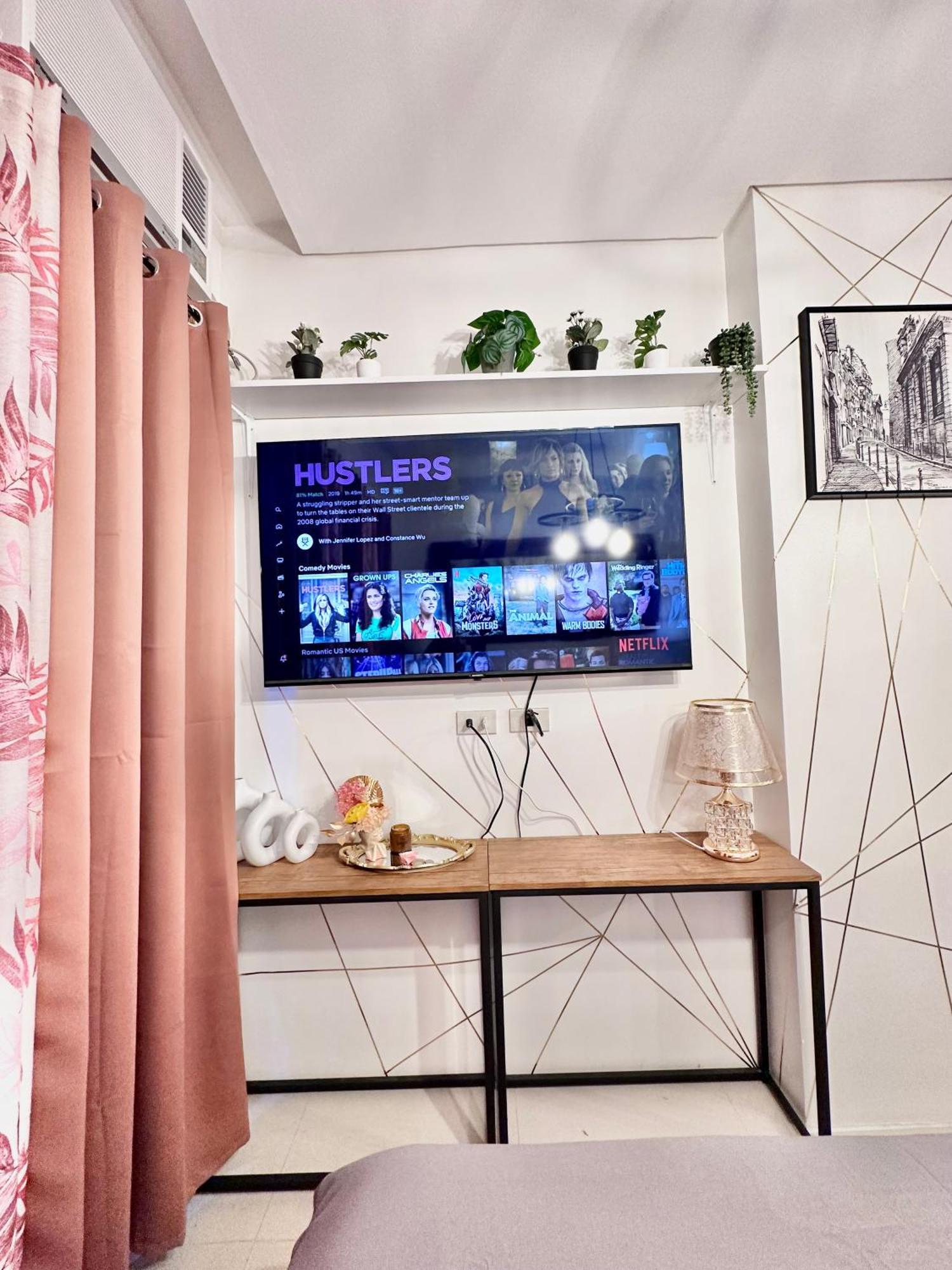 Aesthetic One Bedroom Beside Sm W Pool, Wifi And Netflix カガヤン・デ・オロ エクステリア 写真