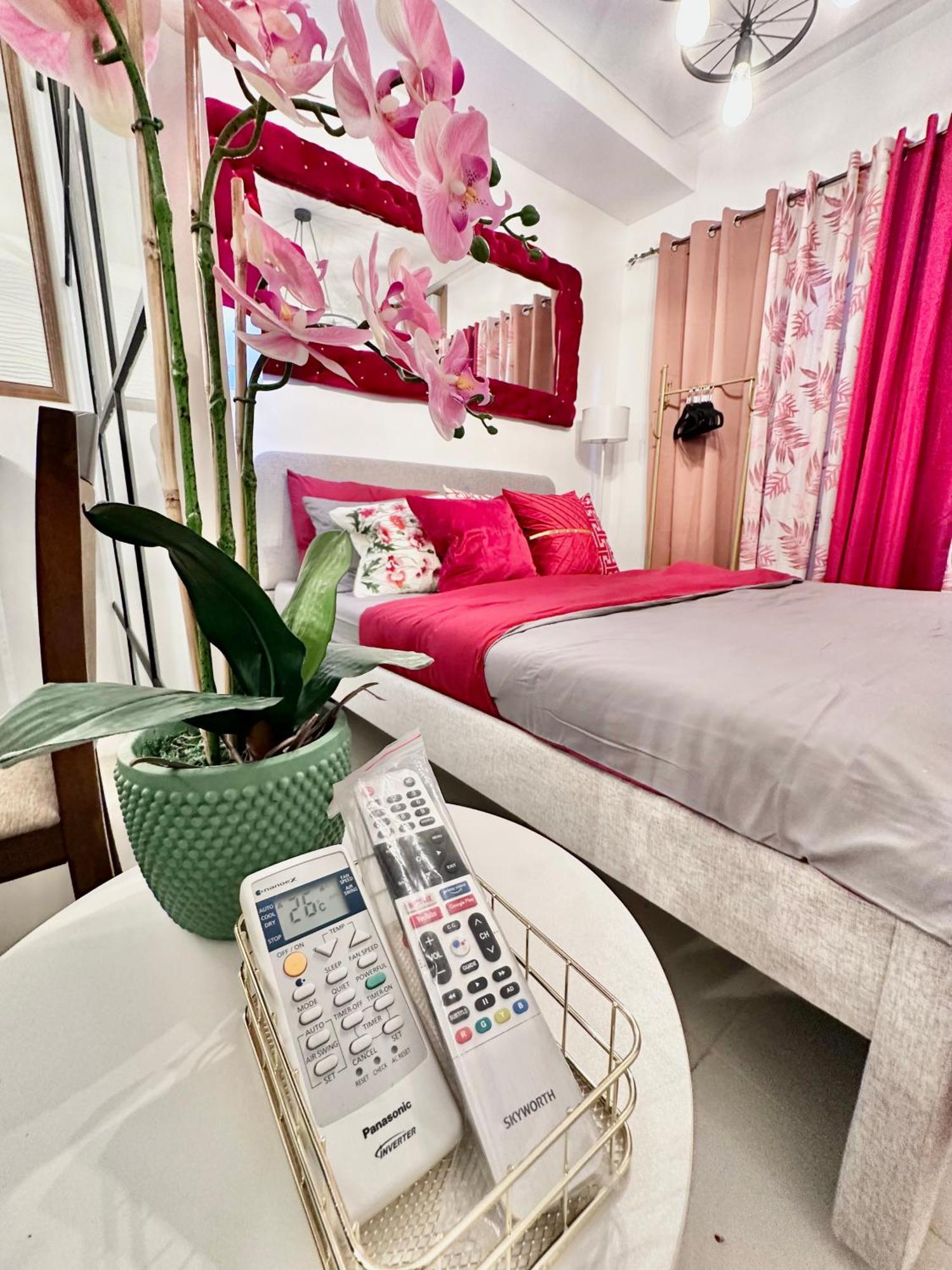 Aesthetic One Bedroom Beside Sm W Pool, Wifi And Netflix カガヤン・デ・オロ エクステリア 写真